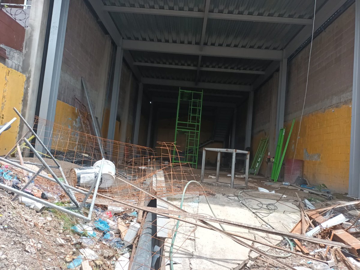 Agradecemos a la denuncia ciudadana de alertarnos de construcciones ilegales que no cuentan con los permisos otorgados por OPAMSS.

Recuerda que tenemos a disposición nuestro número de atención al 7919-7119.🫡