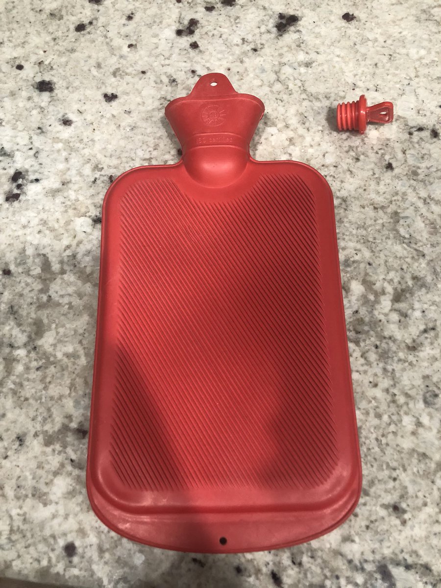 1003TheBear's tweet photo. โI like the older version better!โ
My heating pad crapped out the other day, and good old faithful โhot water bottleโ pulls through in a pinch. - @thewrongjess
#oldfaithful #olderversion #thebearrocks https://t.co/bEBTTHEllj