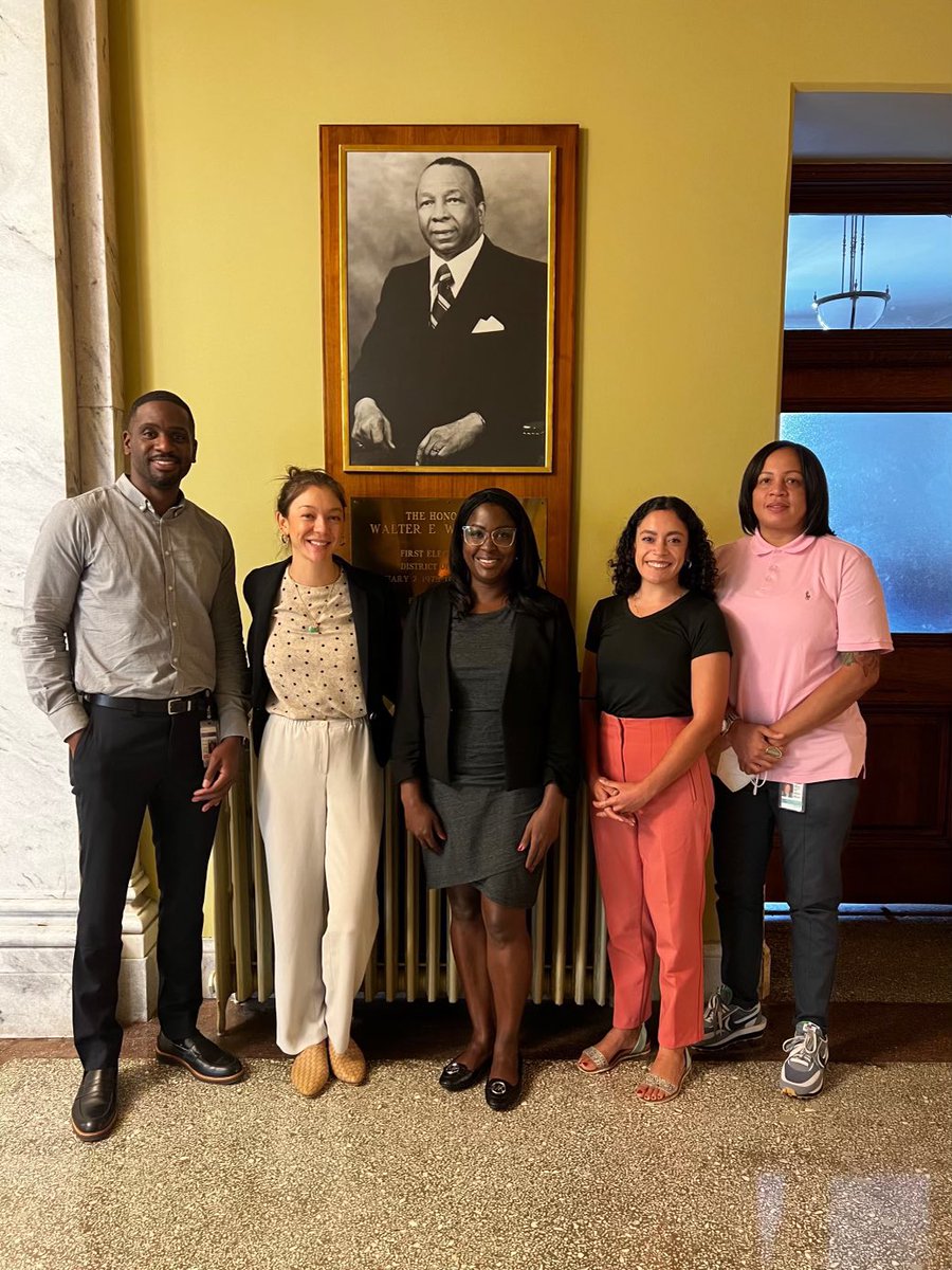 OREDC_'s tweet photo. Thank you @kellyFRivas for a great conversation today with #TeamORE. We enjoyed learning more about your work as the City of Sacramento’s racial equity advisor and discussing our shared commitment to addressing racial inequities in our communities. https://t.co/dS9oaQMG6J