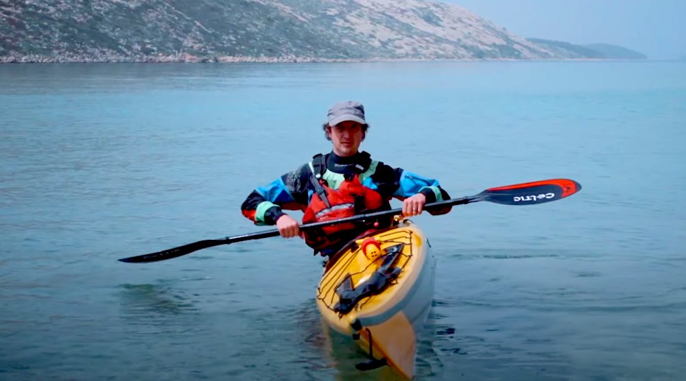 miss_Nyramie's tweet photo. How do I improve my #kayak kayak balance?

1. To practice shifting your weight to increase your balance, find the side of a dock, pool or a partner's kayak.

#kayaking #lakelife #lakes #triping #fishingaddict #fishingislife #FishingKayak https://t.co/yj8AVD9mPy