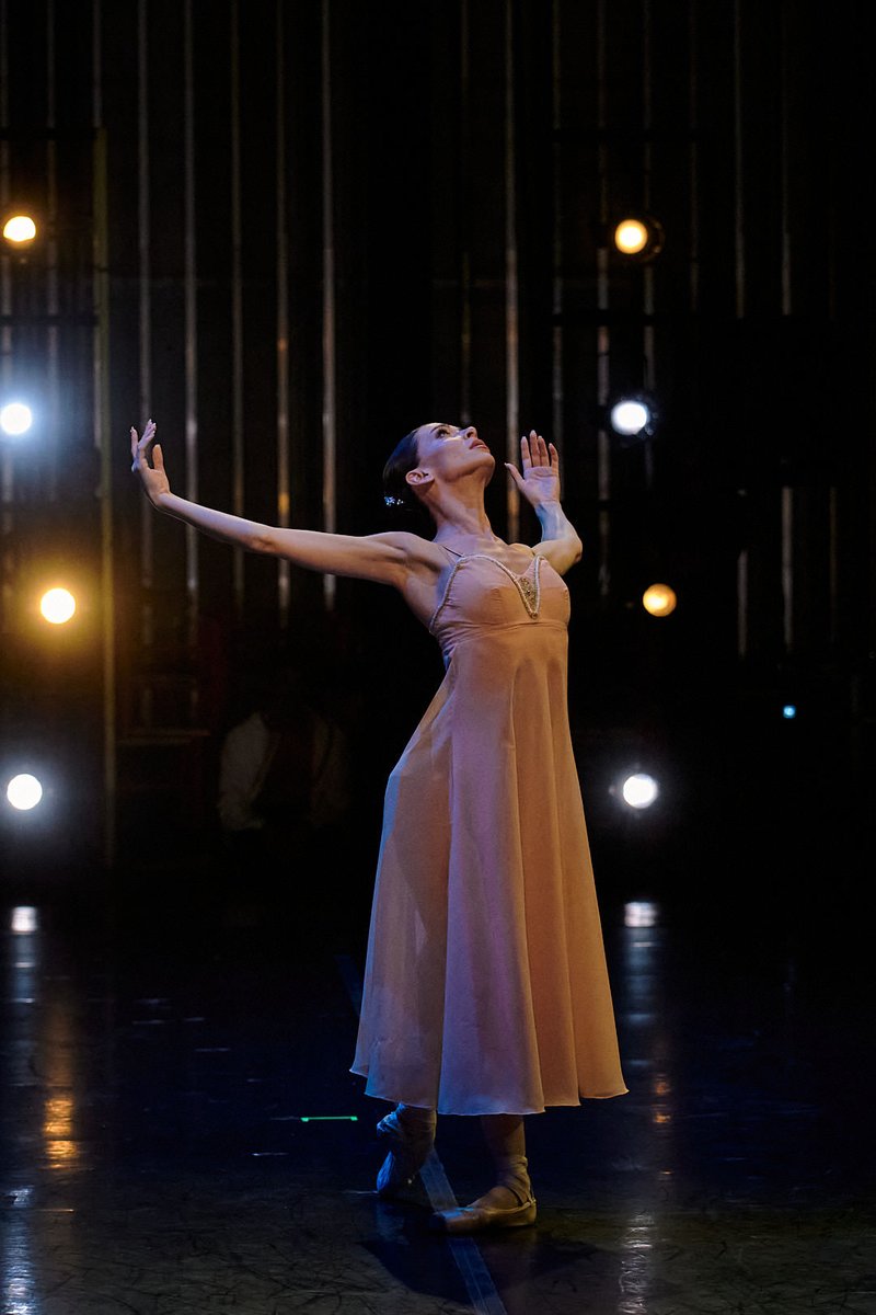 danzatlan's tweet photo. Aún recordamos la gran ovación después de ver "Romeo y Julieta", interpretada por los maravillosos Ekaterina Pervushina y Kimin Kim 👏👏

📷 Nath Martin

#Danzatlán2022 https://t.co/95SBxdv9yk