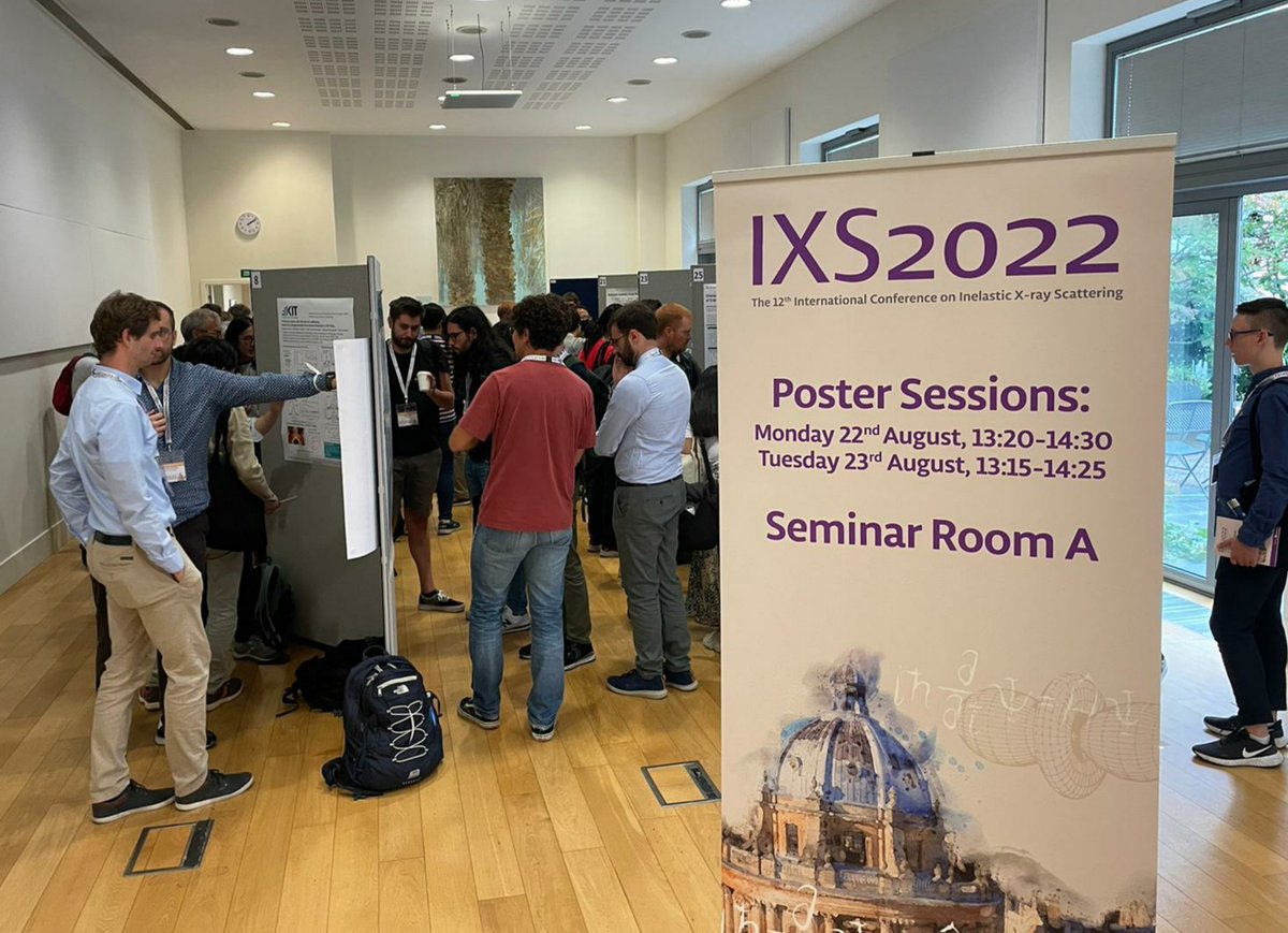 DiamondLightSou's tweet photo. End of another excellent day here at @OxfordSBS - thank you to our 37 #IXS2022 poster presenters for sharing the latest on #InelasticXrayScattering over the last 2 days!
Winners will be announced this Friday... 👀
What's your top tip when presenting a #scientific poster? https://t.co/vuE7d6xHS1