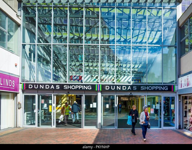kparkin_'s tweet photo. Breaking: Andrew Tate has permanently banned from the Dundas Arcade https://t.co/gIfjX6LbX0