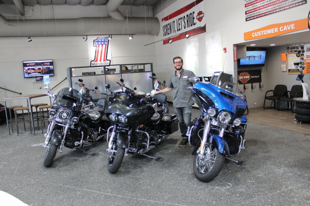SacramentoHD's tweet photo. When it's time to start looking for a new Harley, there's no better place to turn than Harley Davidson of Sacramento. Our dealership is full of motorcycles that are ready to find their forever home! #HarleyDavidsonOfSacramento #HarleyDavidson #HarleysOfTwitter #HarleysOfInstagram https://t.co/EKSURmNpYJ