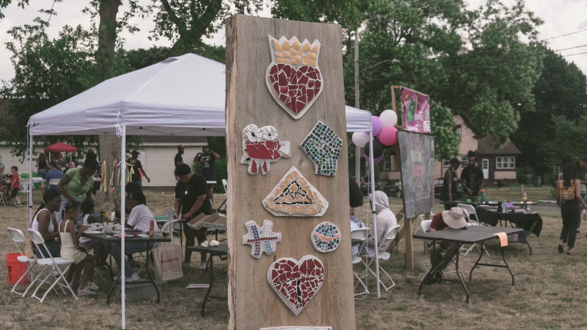 These are some of the highlights from the No Shade; All Shine Block Party. The D&amp;C RRN Fellows <a href="/genaebri/">Genae Shields</a> @LathropMadeline <a href="/justicemarbury/">Justice Marbury</a> collaborated with <a href="/avenueblackbox/">avenueblackbox</a> to host an event that allowed the community to come together and celebrate each other!