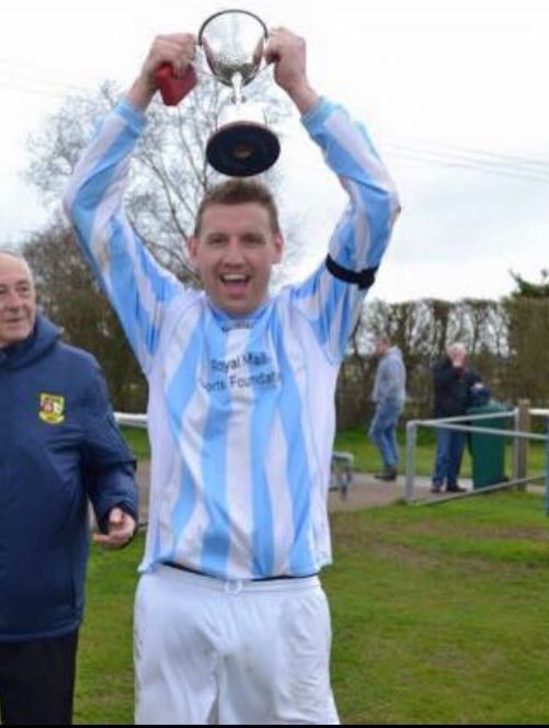ItterParkVetsFC's tweet photo. Happy Birthday to IPR vets midfield general and penalty marksman and all round good guy @MattStevenson11 Captain. Leader. Legend #itters #toure 🎂⚽️🧡 https://t.co/XfvZFpnvVM