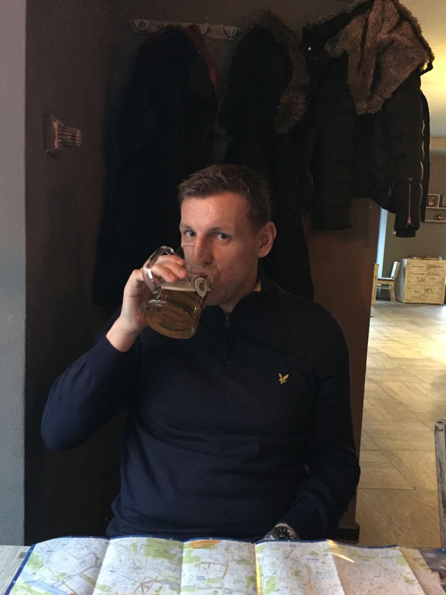 ItterParkVetsFC's tweet photo. Happy Birthday to IPR vets midfield general and penalty marksman and all round good guy @MattStevenson11 Captain. Leader. Legend #itters #toure 🎂⚽️🧡 https://t.co/XfvZFpnvVM