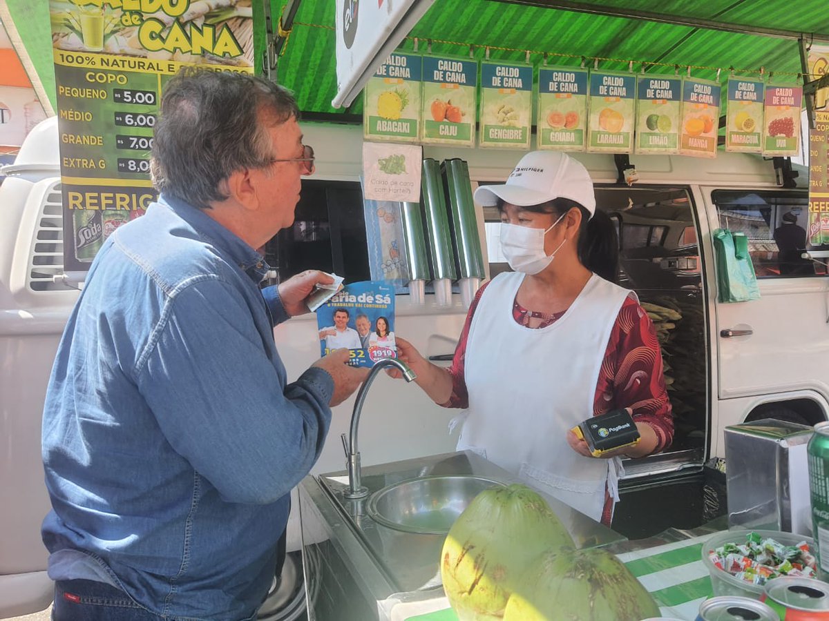 Coimbrajrc's tweet photo. Hoje equipe Fábio Faria de Sá na feira da Rua Miguel Garcia no Cangaiba - Z/L. 

#fabiofariadesa #fariadesa #ffs #cangaiba #zonaleste https://t.co/7pdJoTw5RU