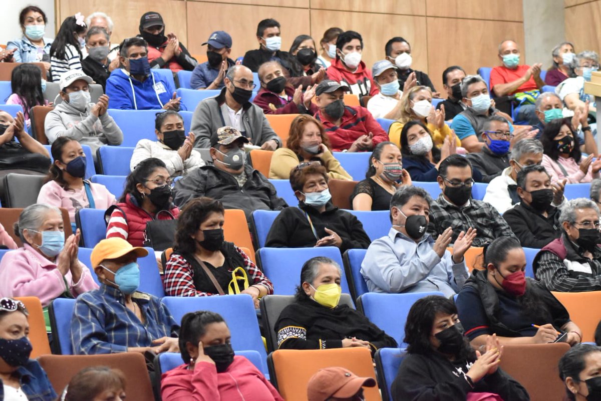 Con una inversión de casi $13 mdp entregamos 165 apoyos a familias damnificadas de #Iztapalapa, #Tláhuac, #Coyoacán, #MContreras #Iztacalco y #Xochimilco! 👏🏼
El recurso será para la rehabilitación de sus viviendas dañadas por el #19S bajo el esquema de Asesoría Técnica👷🏽‍♂️👷🏽‍♀️