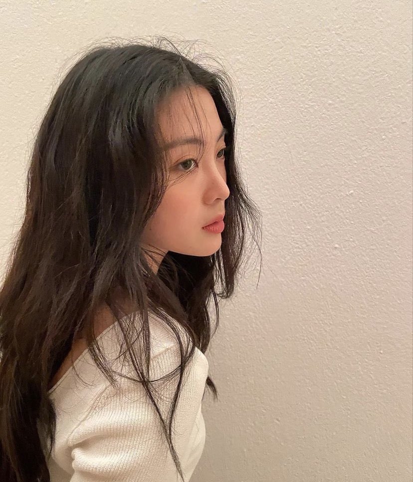 lucyarchived's tweet photo. lucy instagram update! #노효정 https://t.co/QYIVPEEONS