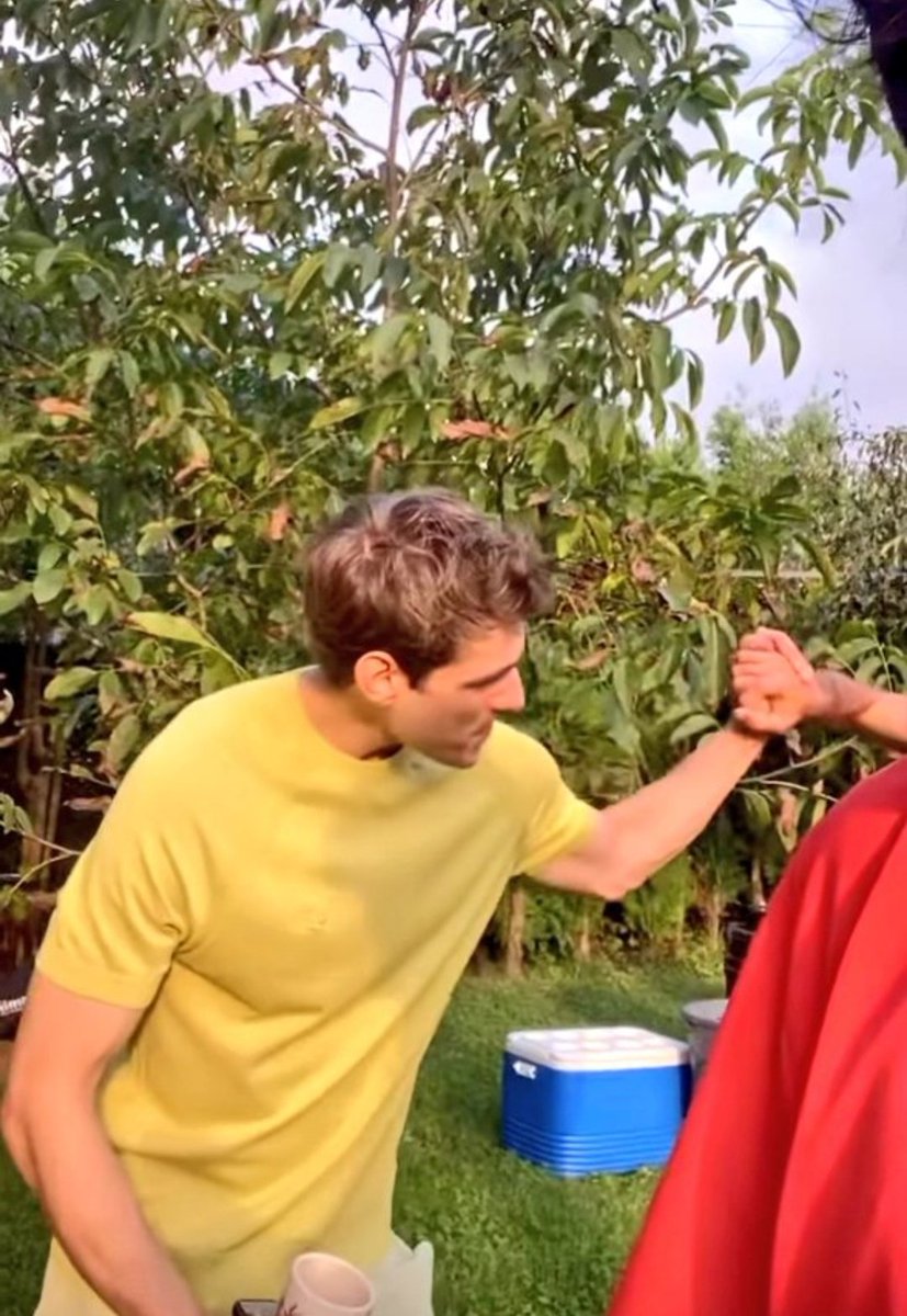 Sarı yakışmış ama Zeyno sarı daha çok yakışır #egzey