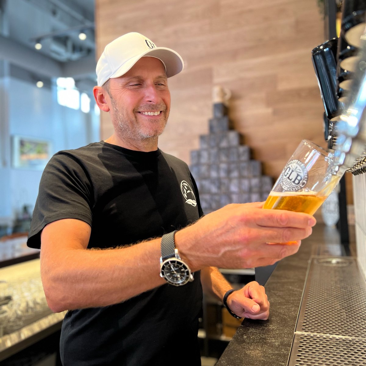 GreatLakesBeer's tweet photo. Guess who's behind the bar today?
Peter Bulut, owner of Great Lakes Brewery and GLB Brewpub, is pouring #FreshGLB for our GLB Brewpub guests this afternoon. Come say hi!
#GLBBrewpub #GreatLakesBrewery #BreweryLife https://t.co/IiqCcFKc0W