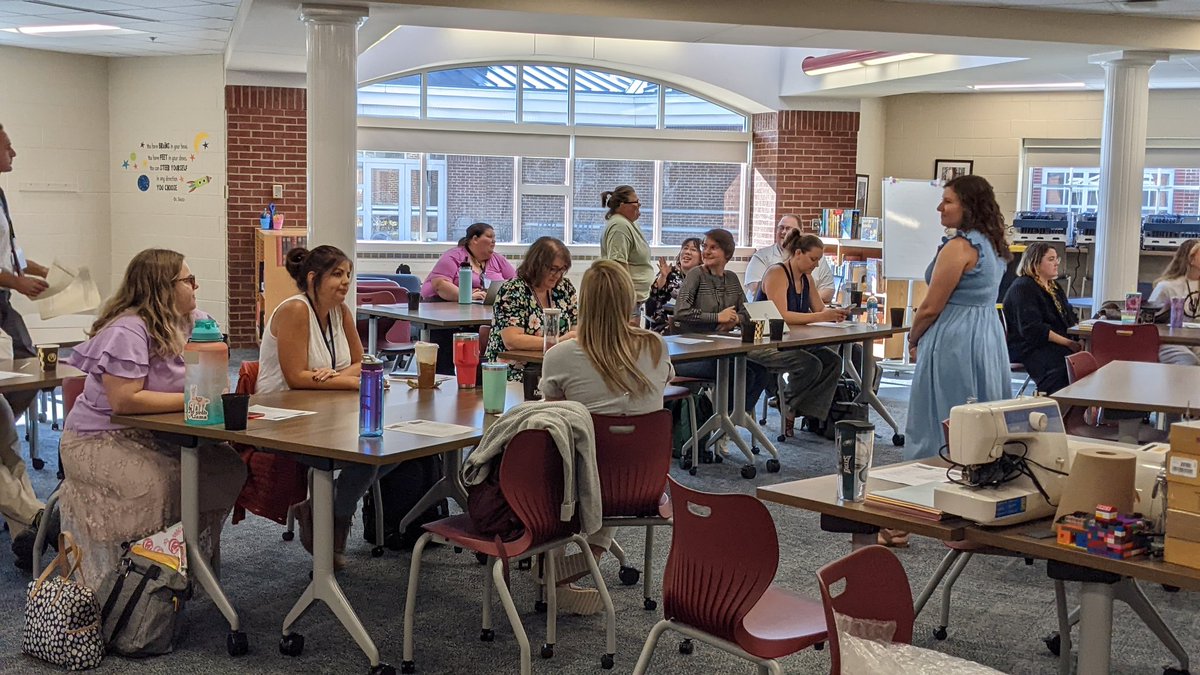 Oak Knoll Middle School tweet media