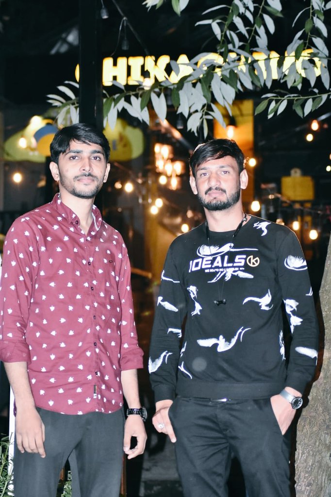 Yal007Dani's tweet photo. *آتی کہاں ھیں پھر یہ پلٹ کر ! جوانیاں🥀🔥🖤*
#D_R https://t.co/2vaS6JWPlt