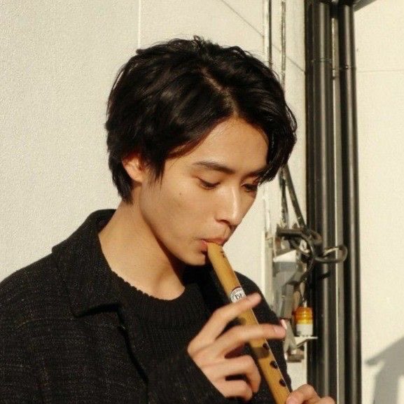 nebulakento's tweet photo. Kento and I share the same bday … that’s a big flex if you ask me 😔✋🏻 #kentoyamazaki #山﨑賢人 #好きな人がいること #AliceInBorderland https://t.co/w4dh2cxreG