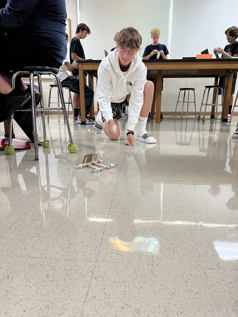 MrsRodriguez158's tweet photo. First 8th grade lab✅ Students created labs powered by toilet roll springs🏁 Each student sketched a design, built, and tested their car to see whose would travel the farthest in each class🏎 #marlowe158 #District158 #STEM #8thgradescience #studentengineering https://t.co/jFyJsDkpB9