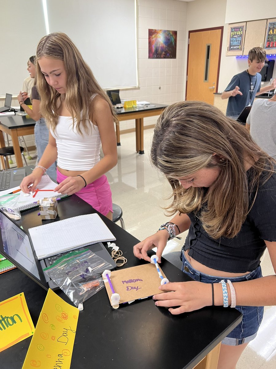 MrsRodriguez158's tweet photo. First 8th grade lab✅ Students created labs powered by toilet roll springs🏁 Each student sketched a design, built, and tested their car to see whose would travel the farthest in each class🏎 #marlowe158 #District158 #STEM #8thgradescience #studentengineering https://t.co/jFyJsDkpB9