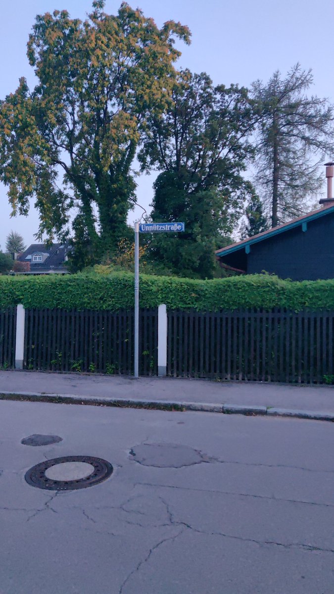 rau1900's tweet photo. @fabiandoehla Bin jetzt da https://t.co/eYgKCfF1XV