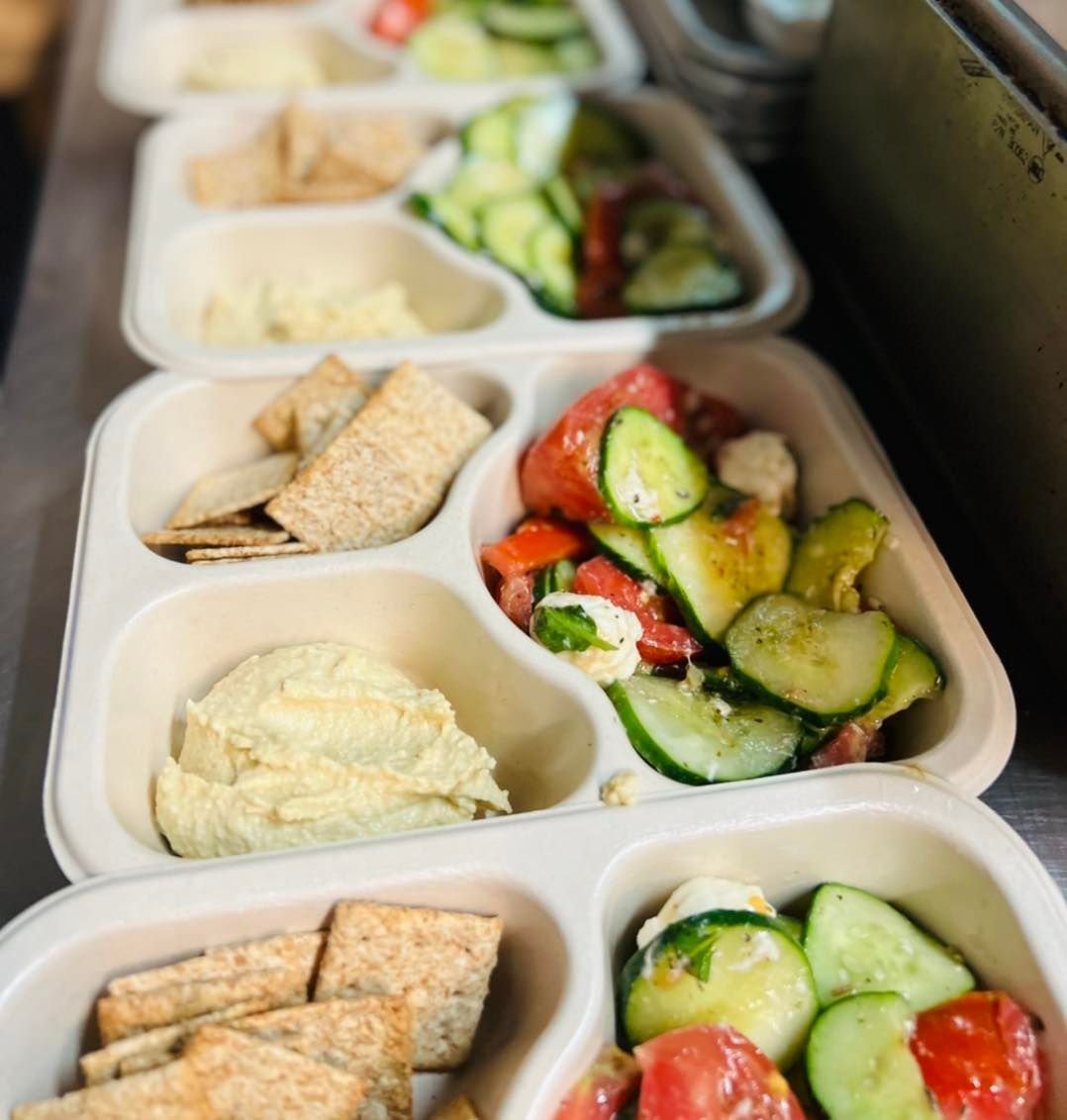 Meals on Wheels has been a big part of our community and helps to provide seniors with healthy meal options. 
Have you ever volunteered with meals on wheels or have a story to share about this great program? 

#volunteers #mealsonwheels #healthyfood