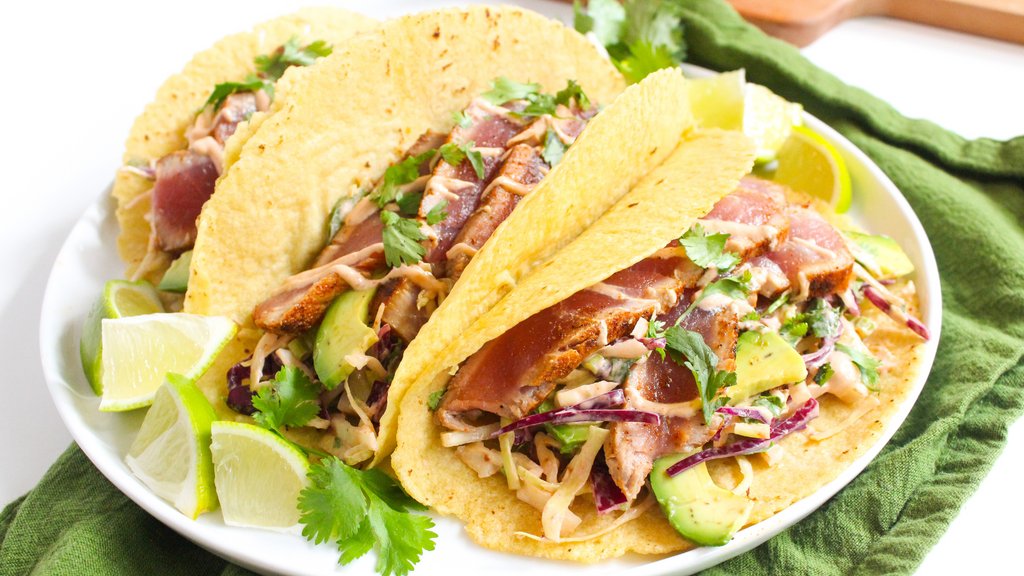 One bite of these seared ahi tuna tacos with jalapeno slaw &amp; chipotle crema, and you’re in pure taco bliss!⁠ Recipe--> fannetasticfood.com/seared-ahi-tun…
⁠
#fishtacos #dinnerideas #rdchat