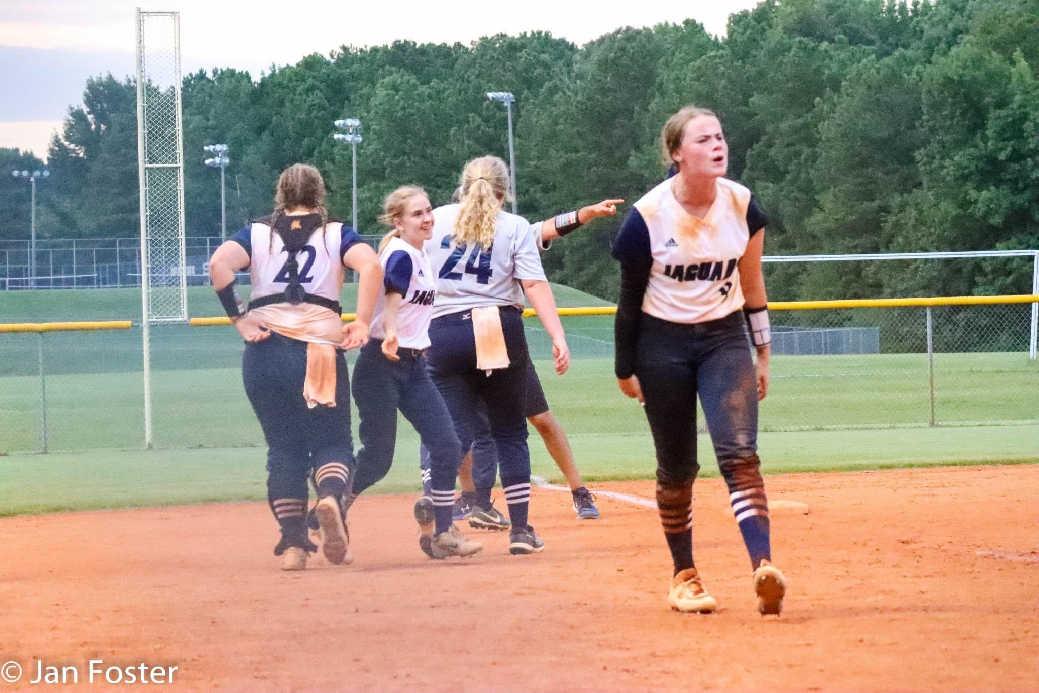 Spalding Lady Jags Softball (SHSLadyJags) / Twitter