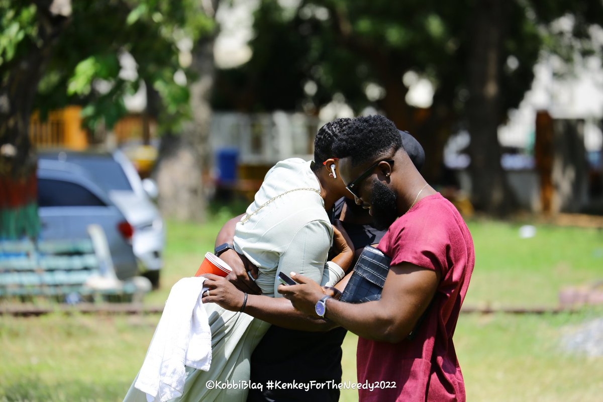 iamkobbiblaq's tweet photo. #TagThemAll @kwadwosheldon @KwadwosheldonTv @glennsamm
@ayo_phan #Kenkeyfortheneedy2022
@tatascaritas @theOtopea #Retweet #Share #PostTag https://t.co/o0sPpWONwT
