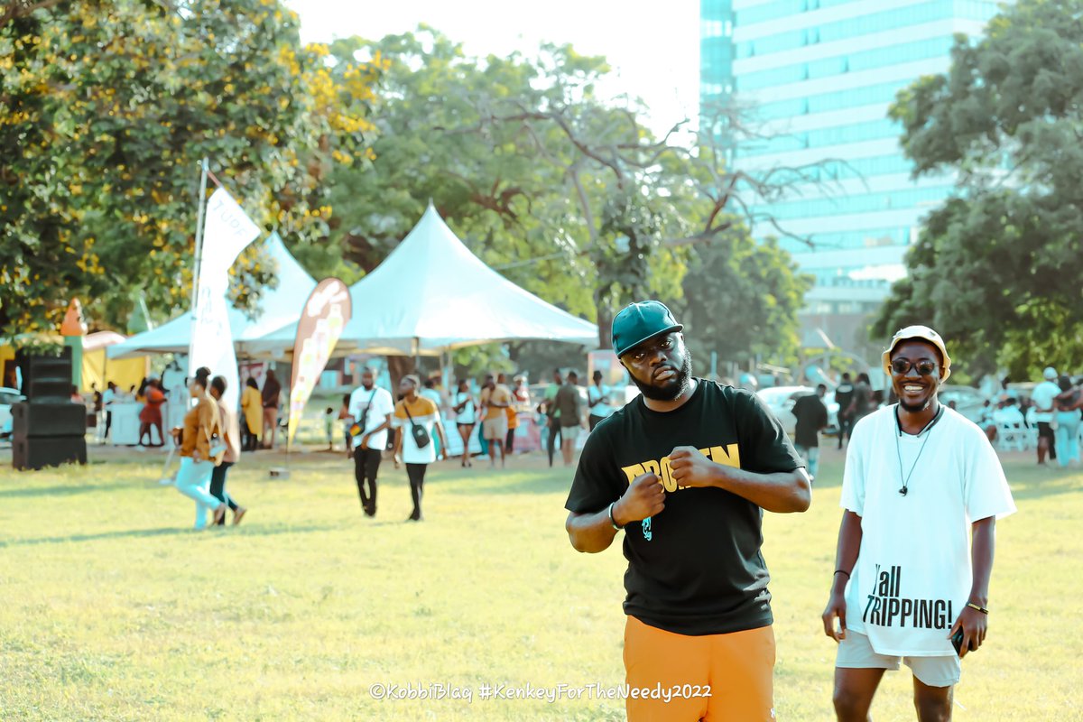 iamkobbiblaq's tweet photo. #TagThemAll @kwadwosheldon @KwadwosheldonTv @glennsamm
@ayo_phan #Kenkeyfortheneedy2022
@tatascaritas @theOtopea #Retweet #Share #PostTag https://t.co/fiUDYCP6A7