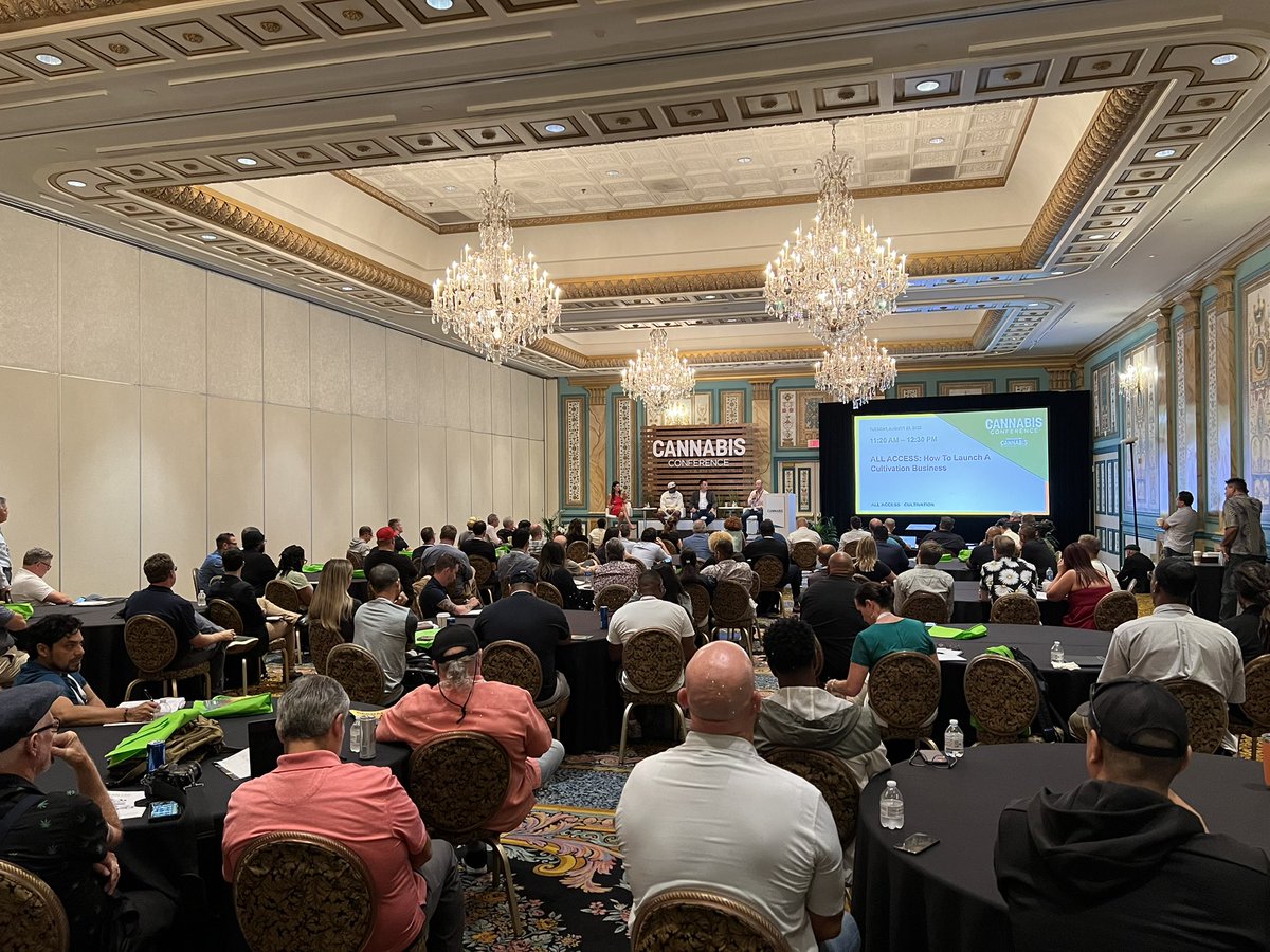 ZachMentz's tweet image. .@CBTmag’s Cannabis Conference 2022 is here!   It’s a packed house as Chris Ball (Ball Family Farms), Kyle Landrum (Trulieve) and Obie and Sarah Strickler (Grown Rogue) break down How to Launch A Cultivation Business