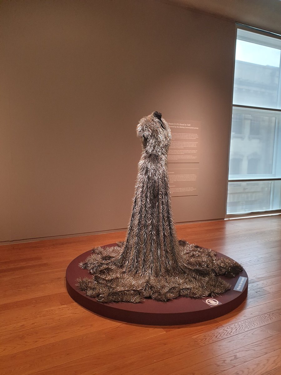 jollyjohnson68's tweet photo. This piece by @SusieMacmurray is absolutely mesmerising. I'm so happy we have it in the Manchester Art Gallery. If you get a chance, I thoroughly recommend a viewing. https://t.co/zhYFsDr4da