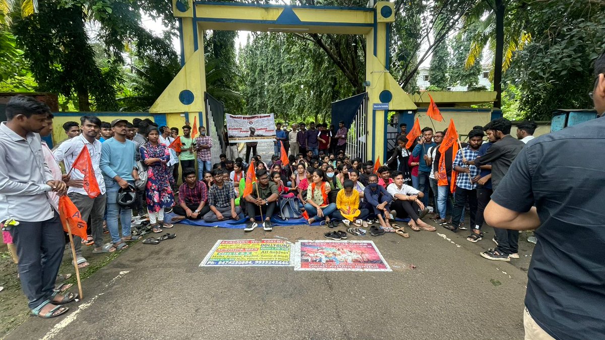 aniims_sc's tweet photo. The Students of ANIIMS stand in solidarity with our fellow brothers and sisters from DBRAIT @BRAITiians against ignorance of @Andaman_Admin towards educational institutions in the isles. https://t.co/Im0GjlAm9v
