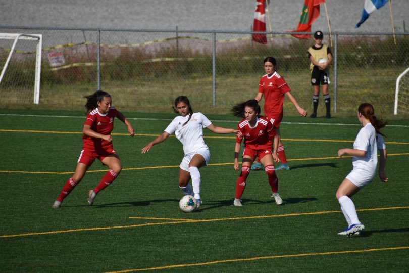 madison_mayert's tweet photo. Had an amazing experience at #2022canadagames ! Proud to represent @TeamToba! 🤍💛 https://t.co/gAhpUDyTKW