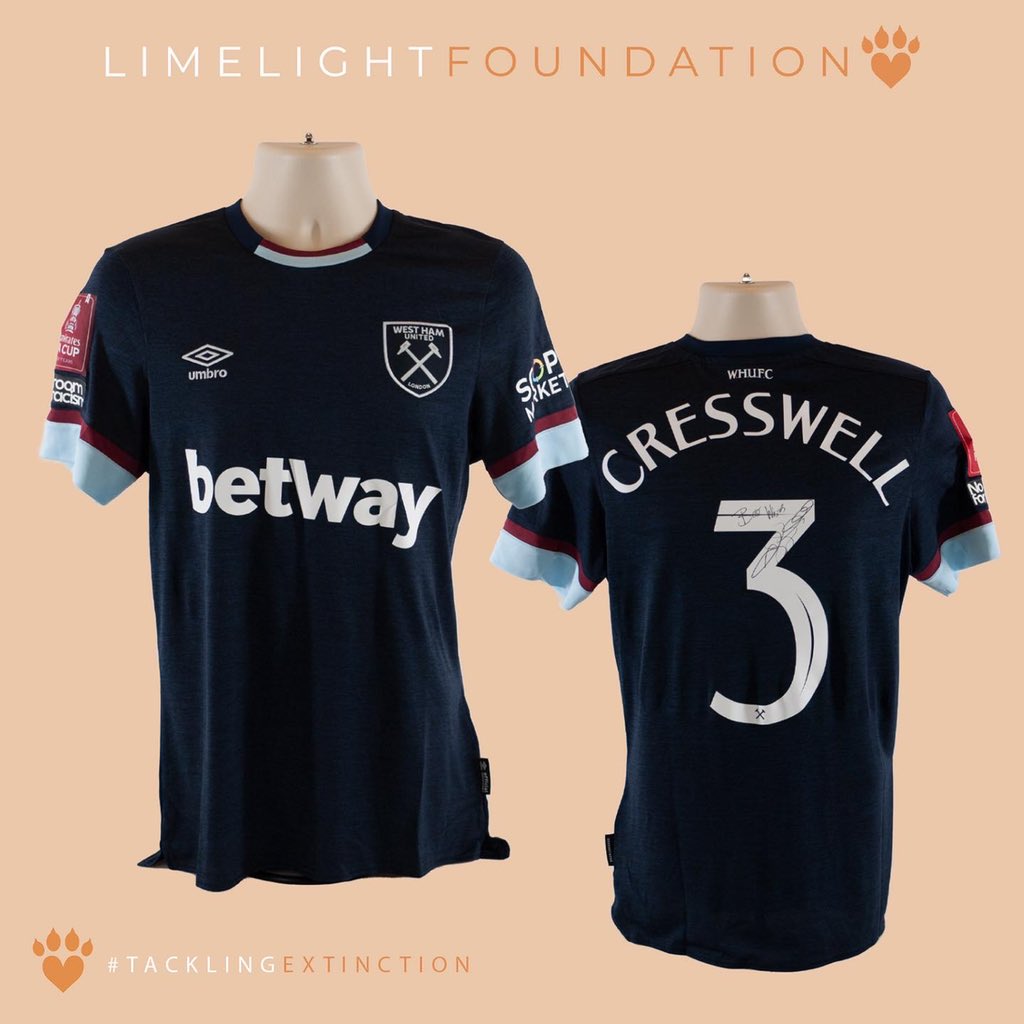 Win a signed <a href="/Aaron_Cresswell/">AARON CRESSWELL</a> <a href="/WestHam/">West Ham United</a> shirt.  Available to bid for <a href="/TheLimelightFDN/">The Limelight Foundation</a> with all proceeds going towards wildlife conservation.
Visit <a href="/TheLimelightFDN/">The Limelight Foundation</a> website for a chance to win! 🐾 
#TacklingExtinction
#WestHamUnited #Hammers #football #signedshirt #whufc