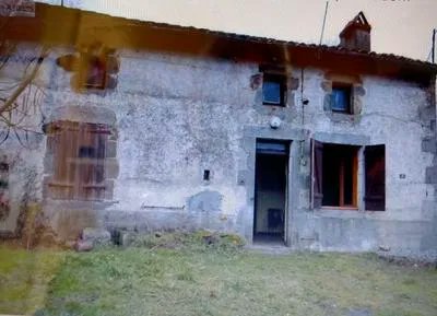 france_images's tweet photo. For sale A stone built house for renovation 87320, #Darnac

#France 🇫🇷 #FranceProperty #FrenchProperty   https://t.co/prALAd1DOi https://t.co/JxzdODGDav