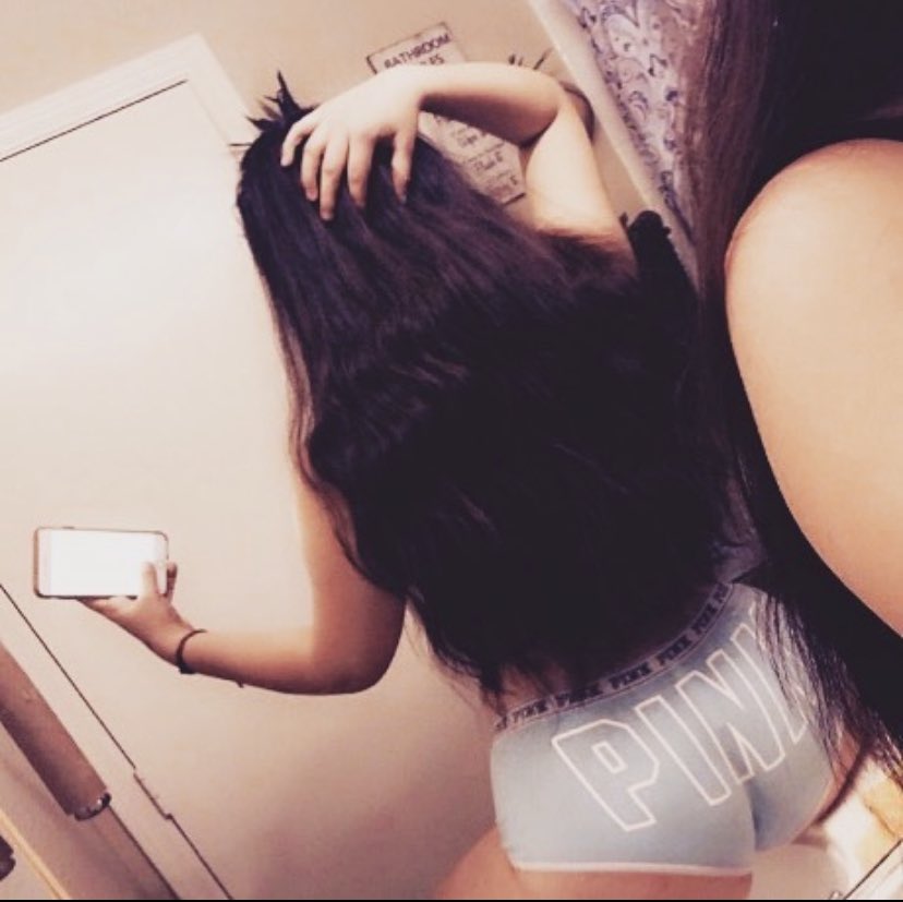 sls_alexis's tweet photo. Very annoyed with school and my teachers, I don’t like it #struggling #exhausted #tired #teenager #teen #school #highschool #selfie #body #cute https://t.co/gBS5Cwfvd8