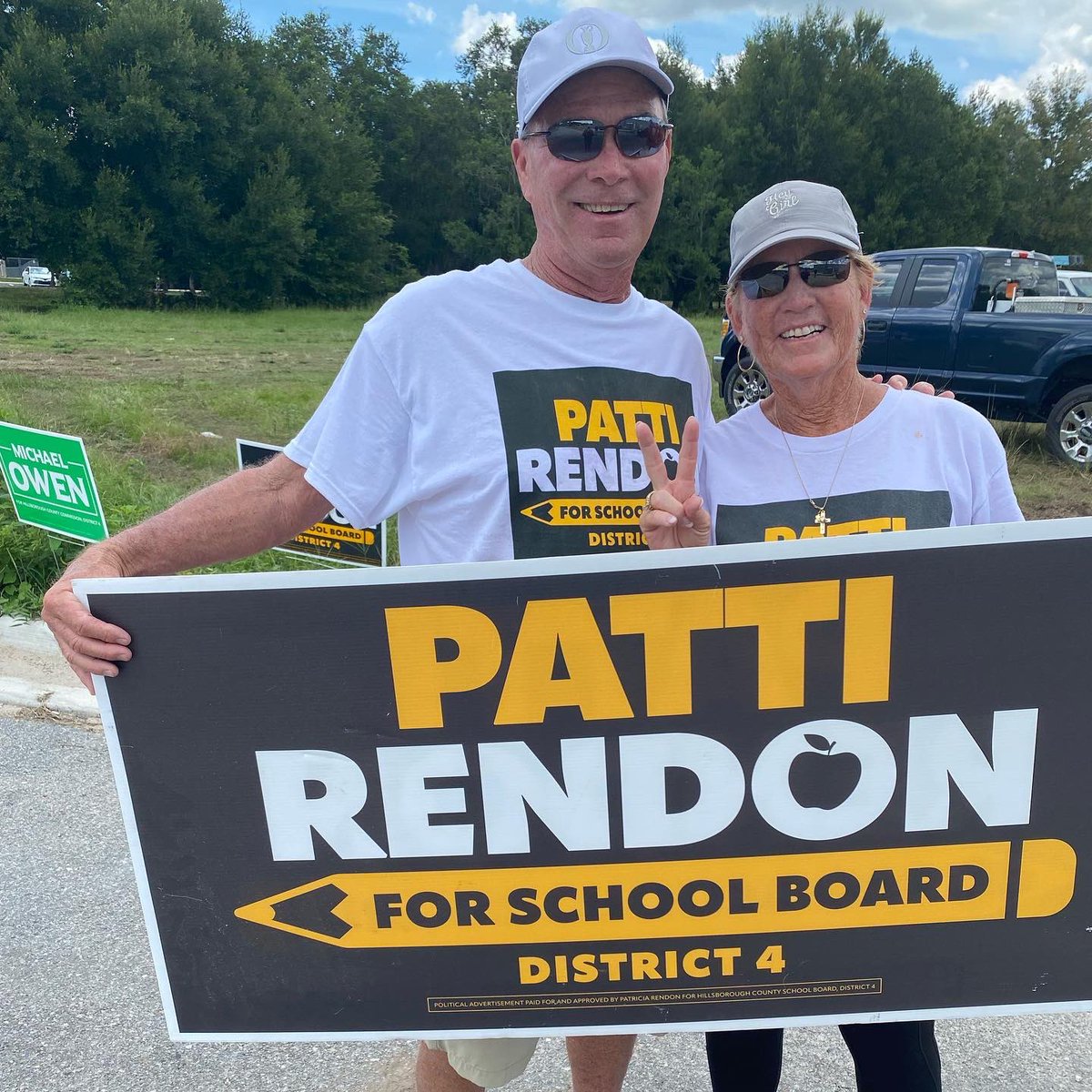 VotePattiRendon's tweet photo. Thank you to my parents, Bob and Mary Pat Stephenson! They are my biggest supporters. Hard at work waving for the Rendon team!! Love you mom and dad. ❤️ #TeamRendon https://t.co/dZoBuqz3Nx