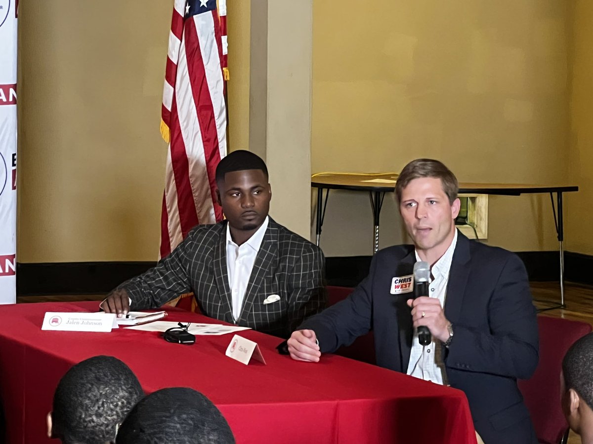 GDouglasiii's tweet photo. Wow! An amazing conversation between @HerschelWalker, @ChrisWestGA and faith leaders is happening right now in Albany, GA! #gapol #GeorgiaOnTheLine #LeadRight https://t.co/d0EAfh8a6N