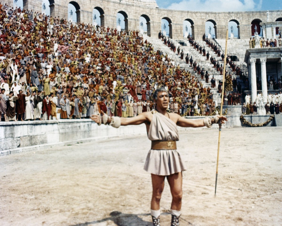 #SaturdayMovie: #AnthonyQuinn in “Barabbas” in 1961 directed by #RichardFleischer with #SilvanaMangano, #KatyJurado and #JackPalance.

#DidYouKnow that a real solar eclipse was capture in this biblical epic movie?

#60smovie #ClassicFilm #Barabbas