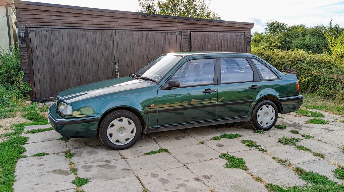 Si_Browse's tweet photo. Finished! Boy that body came up so so well.
Loved a clay bar and the paintwork soaked up all that polish and wax. Best 440 I've ever owned or see. Just 56k miles and drives like new. Great great car. Perfect for Festival of The Unexceptional next year! 
1994 Volvo 1.8l manual. https://t.co/OgQqpFMbnj