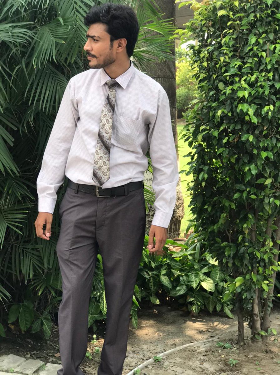 sahil_diaries's tweet photo. Don’t compare yourself with anyone in this world if you do so , You are insulting yourself 😊
#vibes #haileycollege #university https://t.co/9bWd1fDIEl