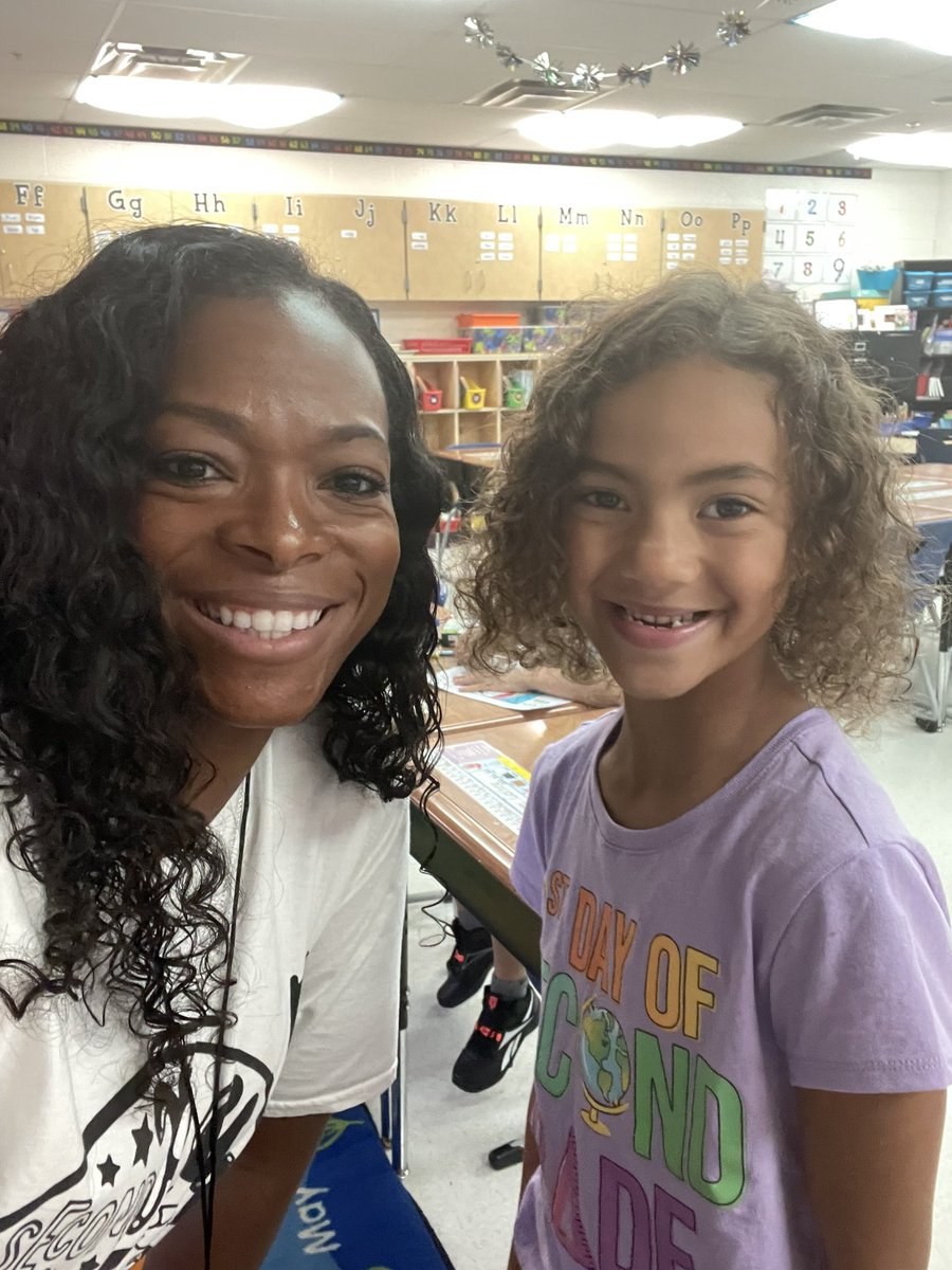 Mrs. Hutson tweet media