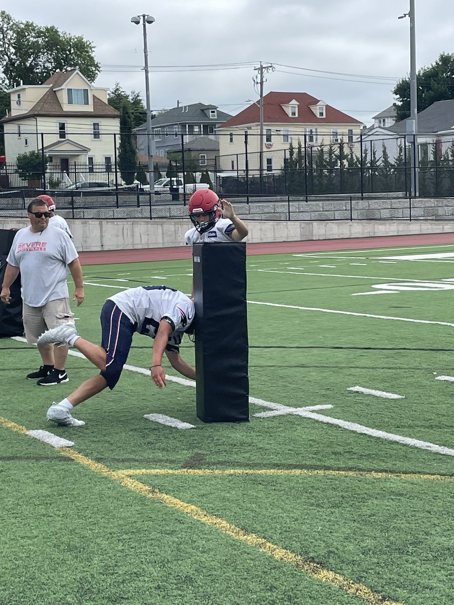 downblock68's tweet photo. Tackling drills at each station! Getting better Everyday! #tradition #NoOneSaidItWasEasy https://t.co/sRw1xDIGRI