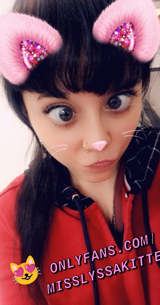 misslyssakitten's tweet photo. Lol, catgirl brain go BRRRR 💥 https://t.co/EY052FY50E 😜 #ComeSpoilMeSoIDontHaveToWork #WorkIsBoring #IFeelBraindead #Oof #SpoilMe #Spoiled #Catgirl #GreenEyes #BlackHair #Derp #Bored #Kinky #Lewd #Horny #Derpy #Catgirls #BigTits #HornyGirls #Blah #Wtf #Omg #OnlyFans ⬅️ https://t.co/kQSgZpjvFJ