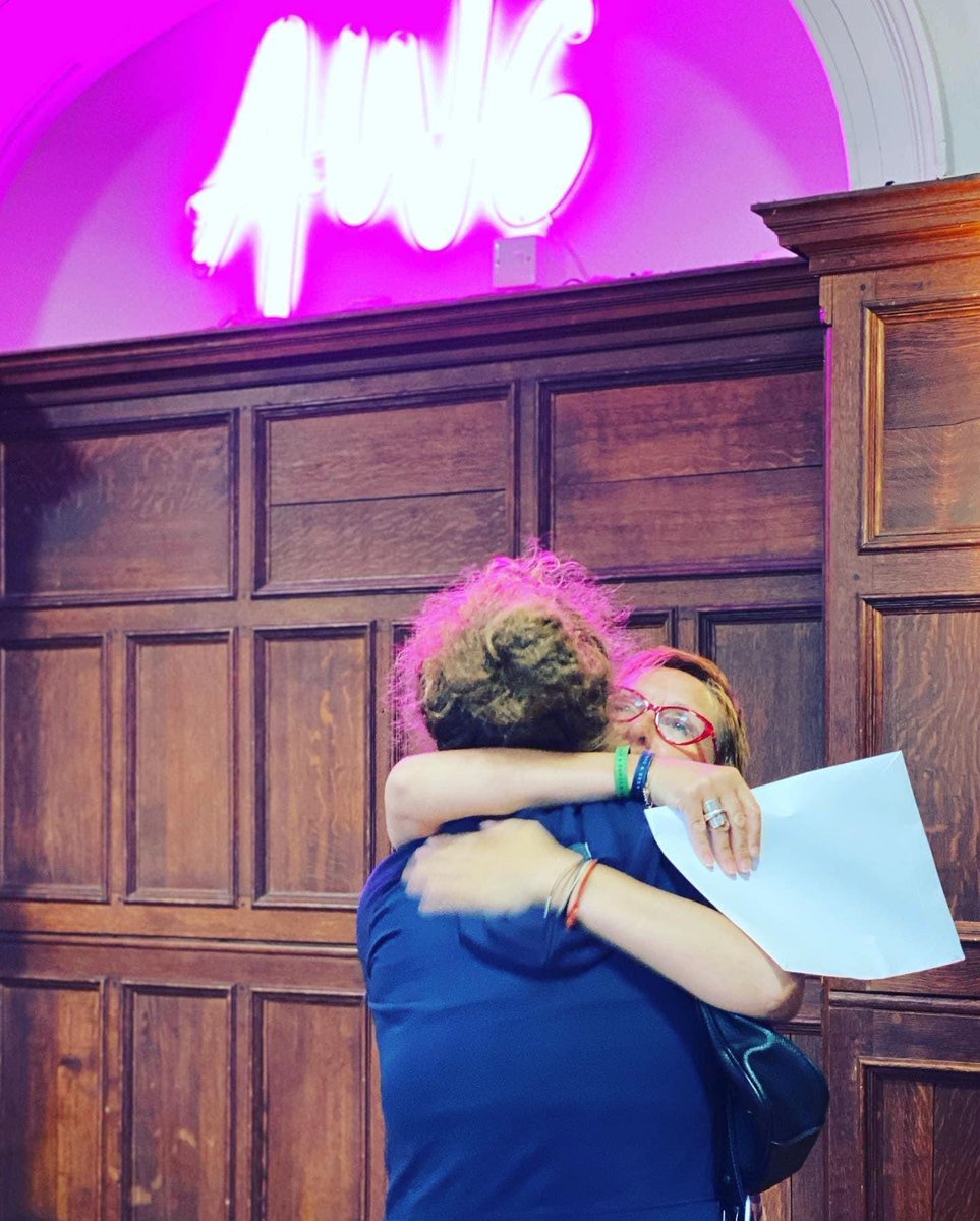 Akeley_Wood's tweet photo. There was much celebration at AW6 last week as we congratulated our Year 13s on a fantastic set of A Level results. Read more about the results and leaver destinations here. ⭐️ https://t.co/LQGattDIX4
#BeYouBrilliantly #SixthForm #AW6 #ALevelResults https://t.co/ECS7YOkC2q