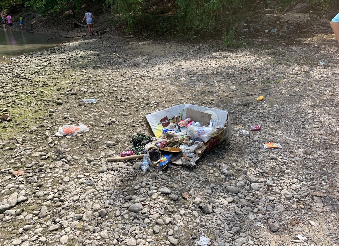 VictoriaPIO's tweet image. Keep Victoria Beautiful's Fall Sweep will send volunteers to the Guadalupe River—because cleaning our city means cleaning the river too! The cleanup is supported by a @KeepTxBeautiful sponsored by @drinkzenwtr. 
#drinkzenwtr #KeepTXBeautiful #fallsweep
victoriatx.gov/CivicAlerts.as…