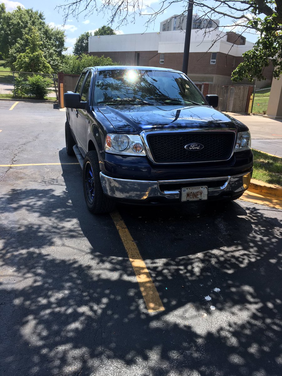 Ann Van Zee tweet media