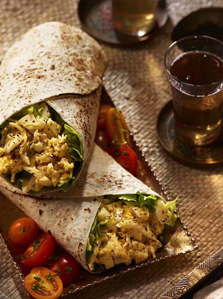 Make this week’s packed lunches extra flavorful with Caesar Egg Salad Wraps! Hard-boiled eggs, your favorite Caesar salad dressing and freshly shredded parmesan cheese make the perfect pairing for a protein-packed wrap! 🌯 bit.ly/Caesar-Egg-Sal…