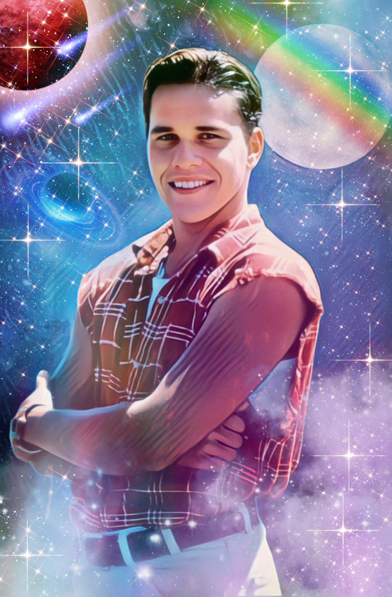 helenprice82's tweet photo. New edit for #powermonth on #rockydesantos played by the lovely #stevecardenas enjoy 😉 #powerrangers #mightymorphingpowerrangers #mmpr #redranger #redpowerrangers #powerrangersmovie #teamrockydesantos ❤️❤️🦍 https://t.co/ooL2Flnvwv