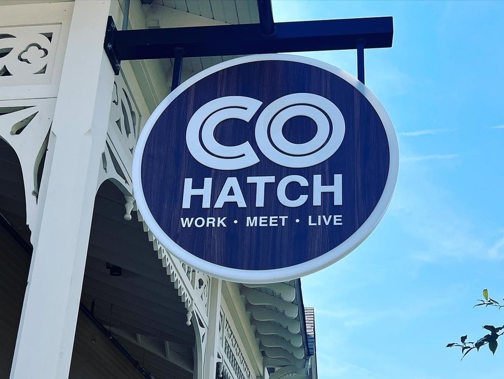CreativUmbrella's tweet photo. Thank you @COhatchLife Zionsville for inviting me to present “Tips on a Successful Brand” today. Wonderful meeting all the attendees and what a great space! https://t.co/sgKcOqSPEd