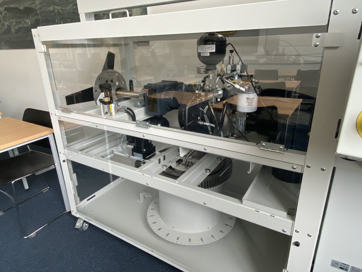 1KayleighFerg's tweet photo. I was down yesterday visiting the new extension to my team at @fifecollege Rosyth Campus. Great to see the new equipment down there ready for our new and progressing learners to use. 
#windturbine #training #nacelle #renewableenergy #windenergy https://t.co/TPlvTYLucZ