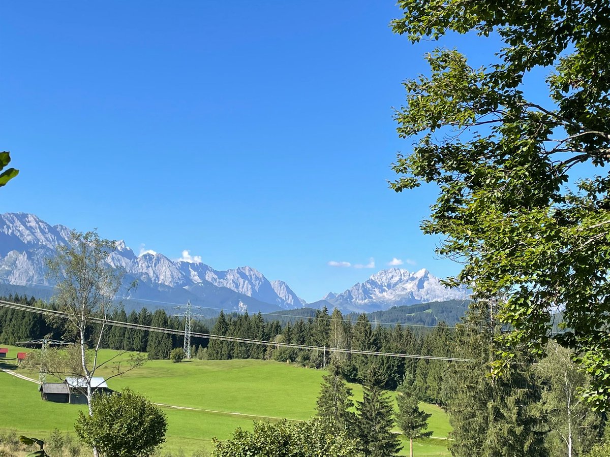 Na ruim 1.000 km inmiddels, via een mooi EK Atletiek in München, samen met Marianne in Oostenrijk aangeland. Ongeveer op de helft van onze fietstocht naar Rome. Schitterend landschap hier. Ook al zijn de etappes soms pittig. Bijzondere ervaring weer.